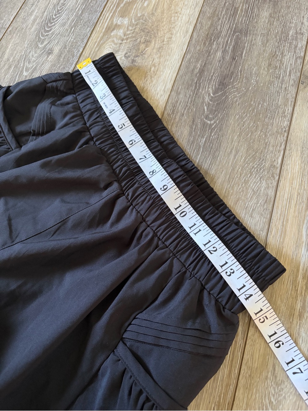 Anrabess Get Your Flirt On Women’s Ruffle Athletic Shorts - Picture 9 of 11